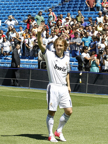 为什么弃牌也是赢（弃牌也是一种胜利）