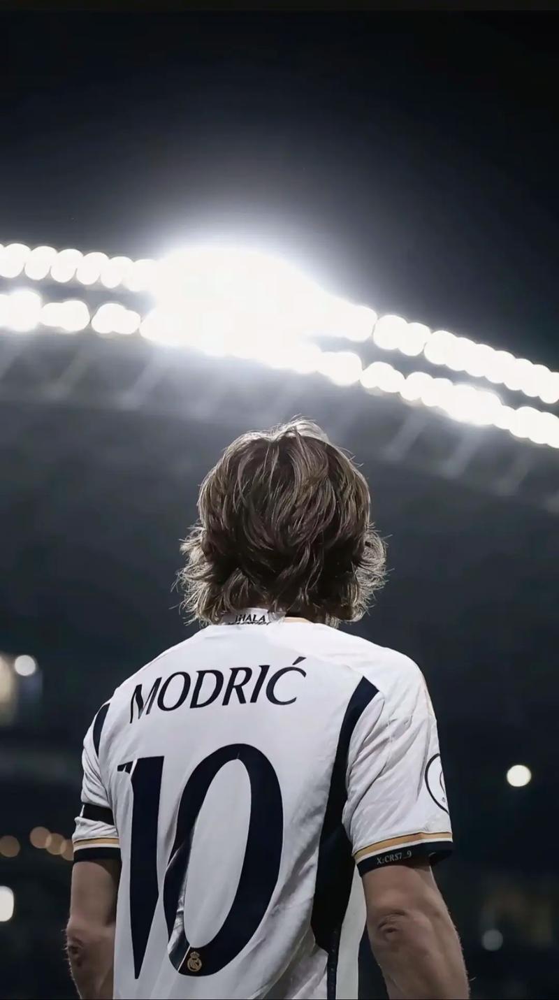 亚冠精英联赛：上海海港主场憾负横滨水手